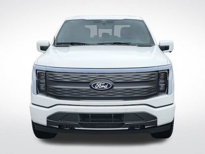 New 2025 Ford F150 Lightning Lariat