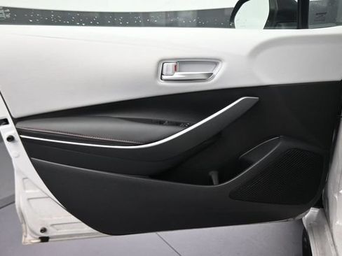 Used 2023 Toyota Corolla SE w/ SE Premium Package FWD image 27