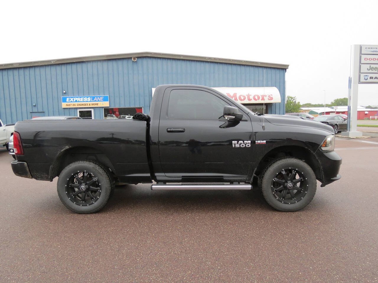 Used 2013 RAM 1500 Sport w/ Convenience Group AWD/4WD image 1