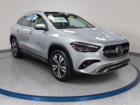 New 2026 Mercedes-Benz GLA 250 4MATIC image 3