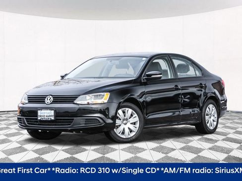 Used 2014 Volkswagen Jetta SE image 2