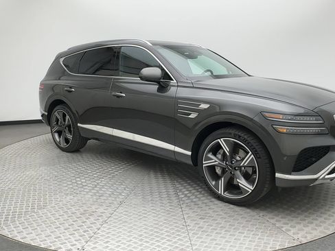 Certified 2026 Genesis GV80 3.5T Prestige AWD/4WD image 2
