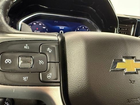 Used 2022 Chevrolet Silverado 1500 LTZ w/ Z71 Off-Road Package AWD/4WD image 26