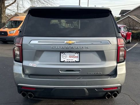 Used 2024 Chevrolet Suburban Premier image 4