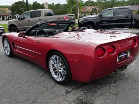 Used 1998 Chevrolet Corvette Convertible image 7