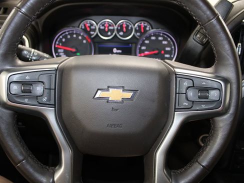 Used 2022 Chevrolet Silverado 1500 LTZ AWD/4WD image 38