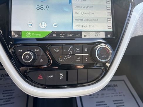 Used 2021 Chevrolet Bolt Premier w/ Infotainment Package image 16