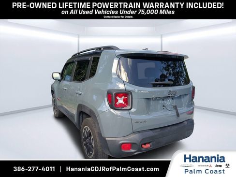 Used 2016 Jeep Renegade Trailhawk w/ Premium Trailhawk Package AWD/4WD image 5