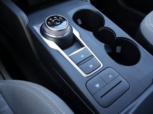 Used 2022 Ford Escape SE w/ SE Sport Appearance Package image 23