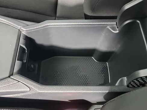 Certified 2023 Honda Accord EX image 34