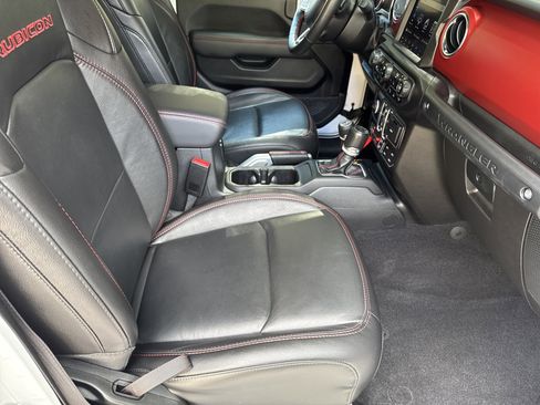 Used 2022 Jeep Wrangler Unlimited Rubicon w/ LED Lighting Group image 16