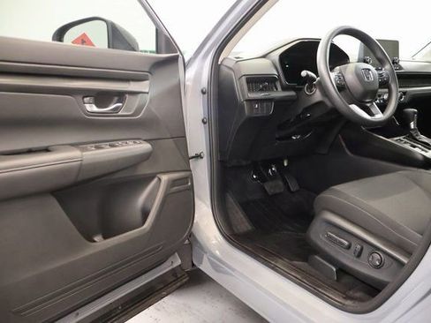 Used 2025 Honda CR-V EX image 14