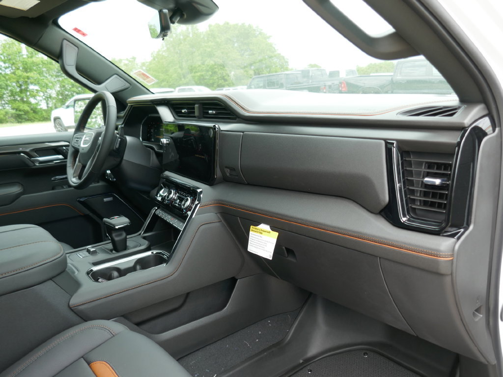 New 2026 GMC Sierra 1500 AT4 w/ AT4 Premium Package AWD/4WD image 14