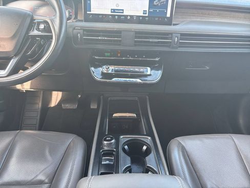 Certified 2023 Lincoln Corsair Reserve FWD image 20
