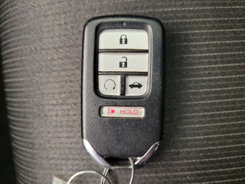 Used 2018 Honda Accord Sport image 32