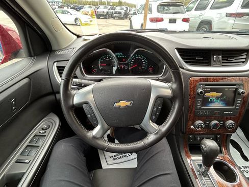 Used 2013 Chevrolet Traverse LT AWD/4WD image 29