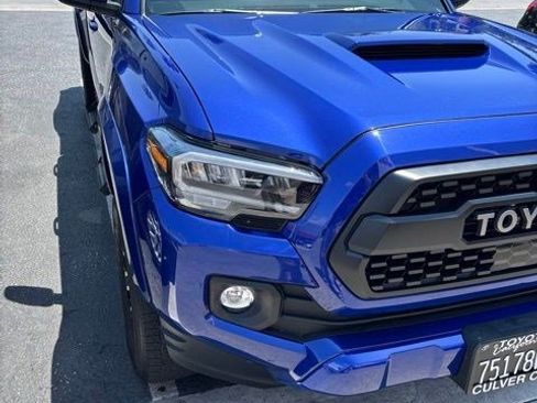 Used 2023 Toyota Tacoma TRD Sport AWD/4WD image 1