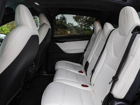 Used 2020 Tesla Model X Performance AWD/4WD image 17
