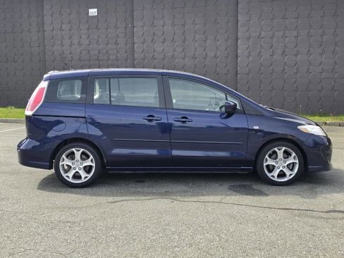 Used 2009 MAZDA MAZDA5 Sport image 4