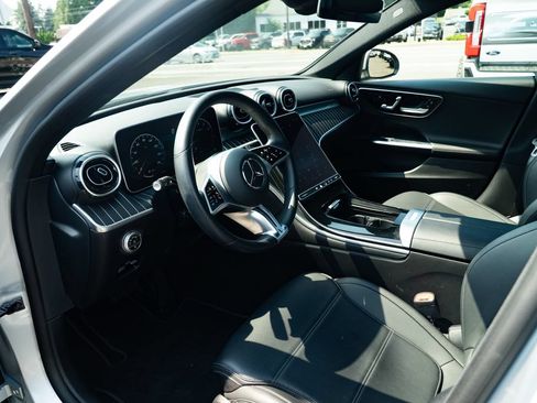 Used 2023 Mercedes-Benz C 300 Sedan image 19