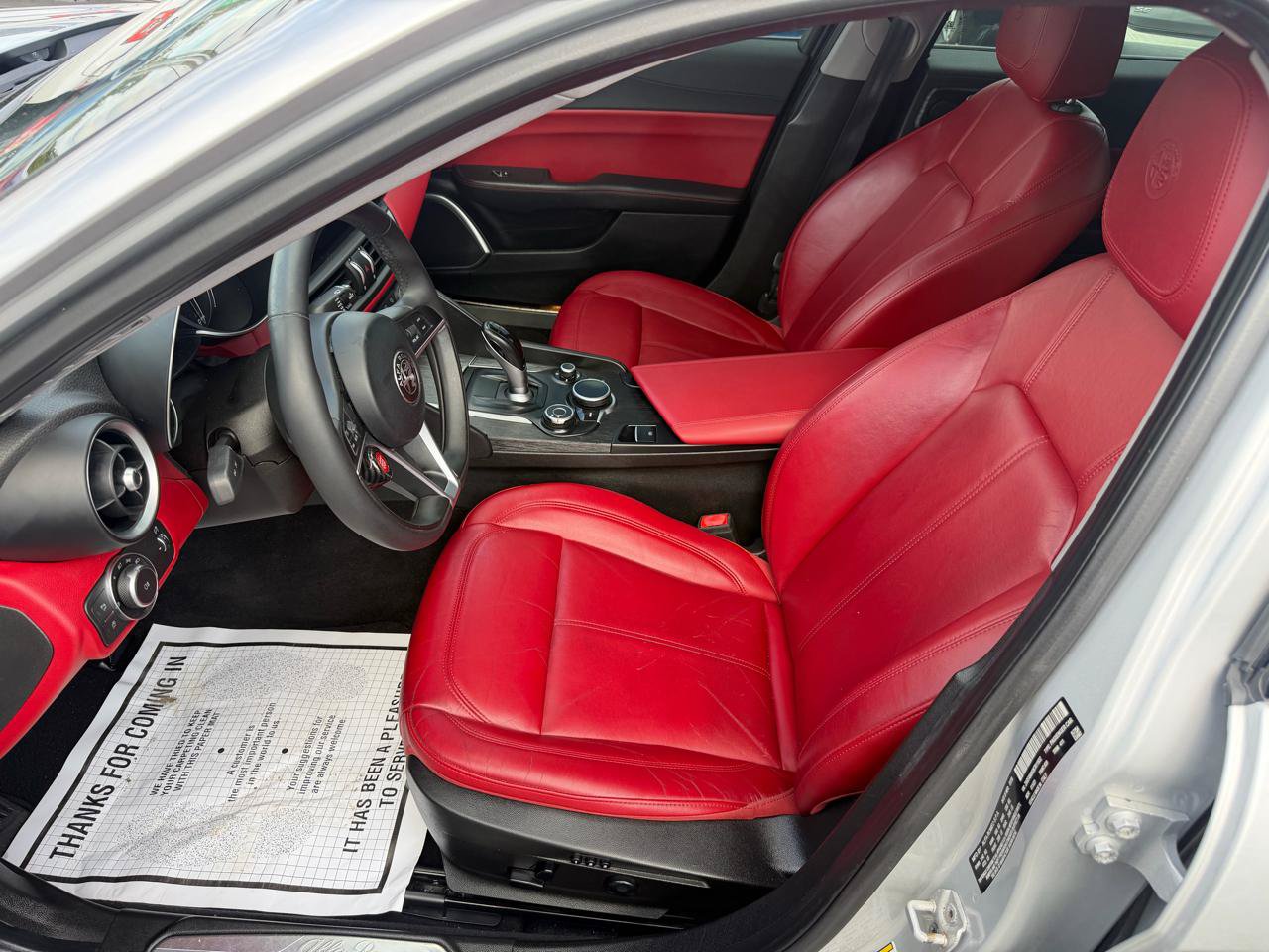 Used 2019 Alfa Romeo Giulia AWD image 10