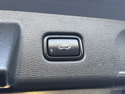 Used 2020 Kia Telluride SX image 19