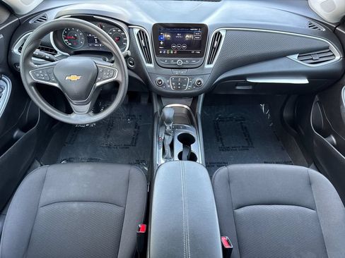 Used 2024 Chevrolet Malibu LT FWD image 12