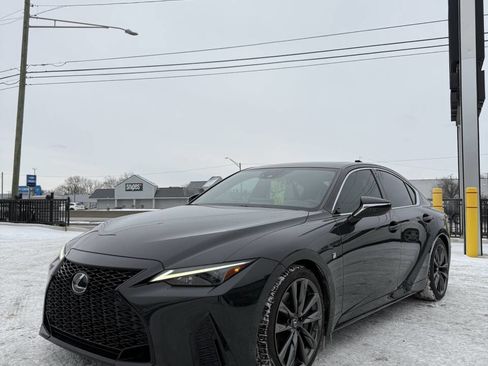 Used 2022 Lexus IS 350 F Sport image 3