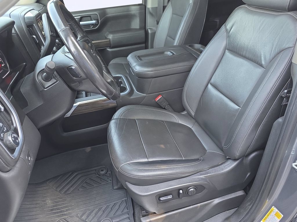 Used 2021 Chevrolet Silverado 1500 RST AWD/4WD image 11