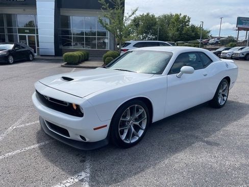 Used 2022 Dodge Challenger GT image 2