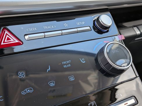 New 2026 Hyundai Santa Fe SEL FWD image 31