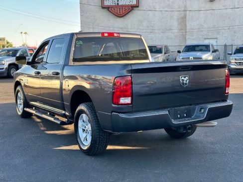 Used 2017 RAM 1500 Express RWD image 5