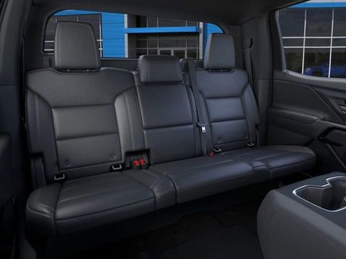 New 2025 Chevrolet Silverado EV LT image 17