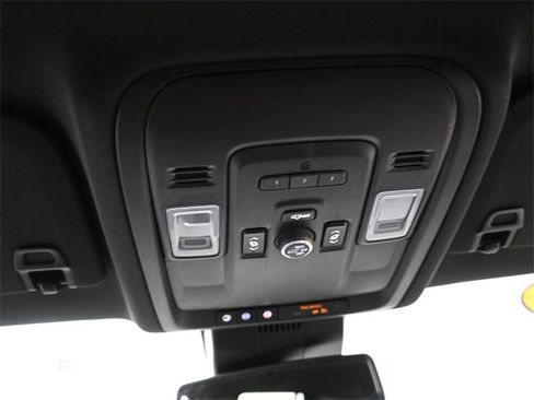 Used 2024 Chevrolet Tahoe RST w/ RST Performance Edition image 12