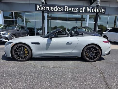 Certified 2023 Mercedes-Benz SL 55 AMG 4MATIC image 1