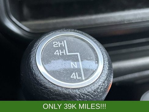 Used 2018 Jeep Wrangler Unlimited Sport S AWD/4WD image 35