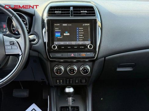 Used 2023 Mitsubishi Outlander Sport SE image 19