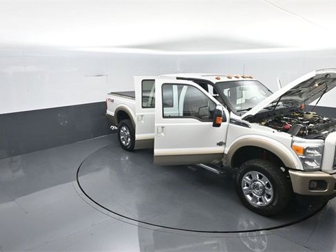 Used 2014 Ford F350 King Ranch w/ King Ranch w/Chrome Package image 25