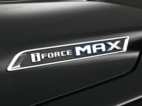 Used 2023 Toyota Sequoia Platinum image 18