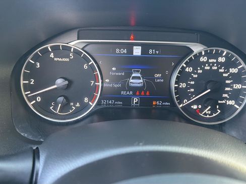 Used 2025 Nissan Altima 2.5 SL FWD image 8