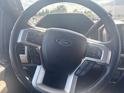 Used 2018 Ford F150 Lariat w/ Trailer Tow Package AWD/4WD image 15
