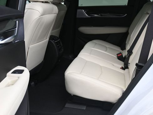 New 2025 Cadillac XT5 Sportv w/ Technology Package image 11