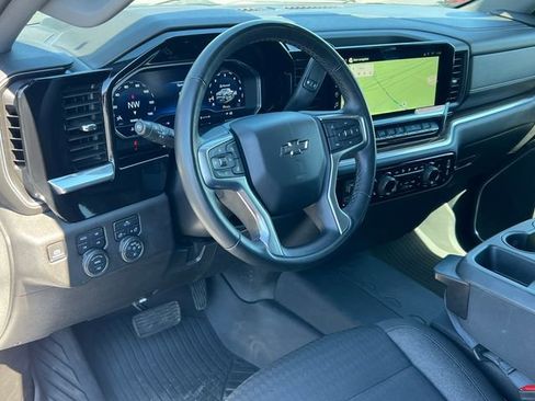Used 2023 Chevrolet Silverado 1500 RST AWD/4WD image 19