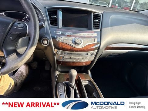 Used 2013 INFINITI JX35 AWD w/ Premium Pkg image 6