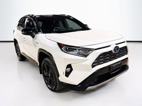 Used 2021 Toyota RAV4 XSE image 1