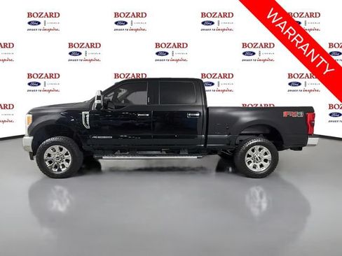 Used 2017 Ford F250 Lariat w/ Lariat Ultimate Package AWD/4WD image 4