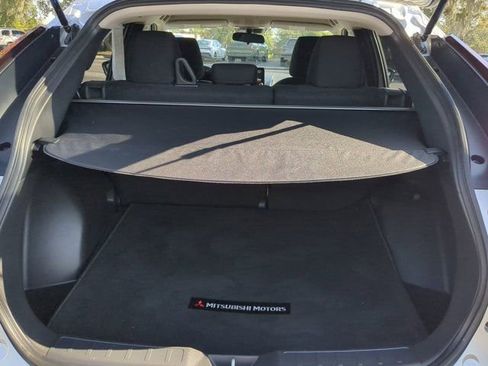 Used 2025 Mitsubishi Eclipse Cross LE image 12