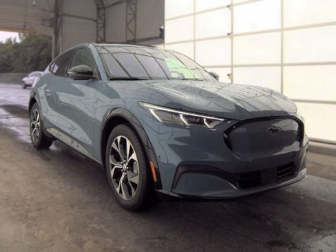 Used 2023 Ford Mustang Mach-E Premium AWD/4WD image 4
