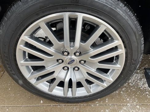 Used 2024 Ford Expedition Max Limited image 7