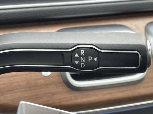 Certified 2026 Mercedes-Benz GLE 450 4MATIC image 29